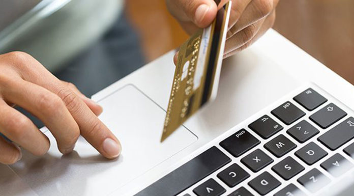 Εκρηκτική αύξηση των καταγγελιών για online αγορές στην Ελλάδα