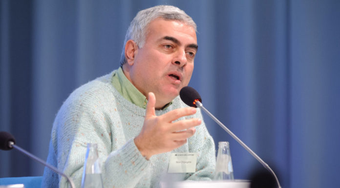 Το πράσινο κύμα αλλάζει βαθιά πολιτική, οικονομία και κοινωνία… Του Νίκου Χρυσόγελου