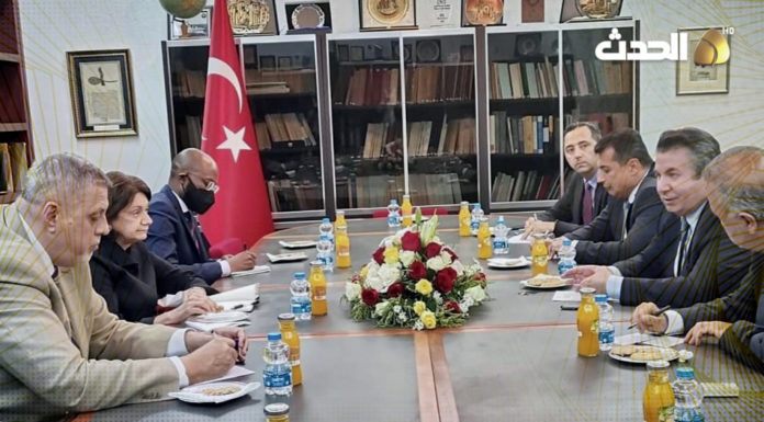 Λιβύη – Μόνο η τουρκική σημαία υπήρχε στη συνάντηση με τον ΟΗΕ