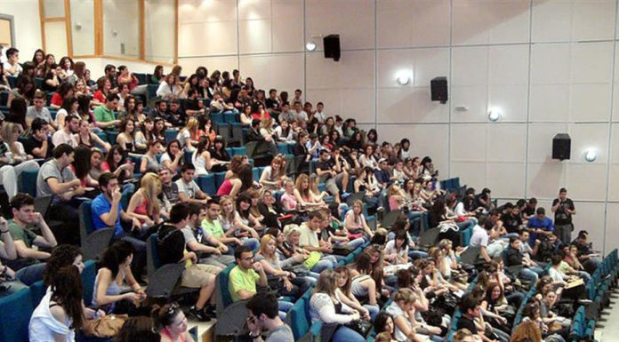 Με ποια μέτρα ανοίγουν για δια ζώσης μαθήματα τα Πανεπιστήμια