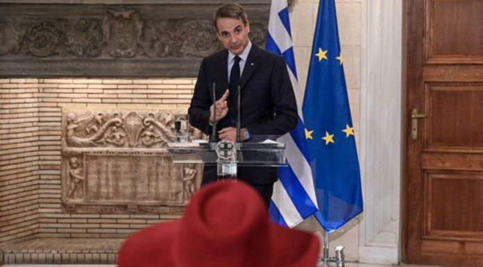 Λόμπι… Του Γιάννη Πρετεντέρη