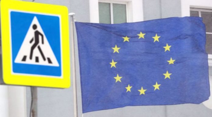 Ευρωβαρόμετρο – Συγκρατημένα αισιόδοξοι οι πολίτες της ΕΕ για οικονομία και ποιότητα ζωής παρά την πανδημία