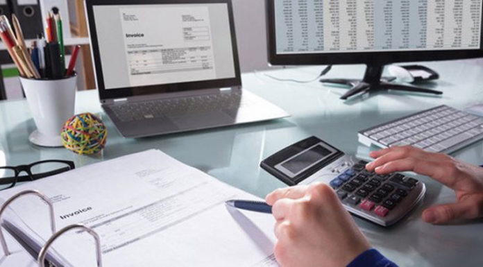 Μόλις το 35% εταιρειών στην Ελλάδα διαθέτει λογισμικό για την έκδοση online τιμολόγιων