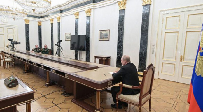 ΗΠΑ-ΕΕ: Οι «yes men» του Πούτιν φοβούνται να του πουν την αλήθεια