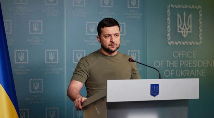 Πόλεμος στην Ουκρανία – Ζελένσκι: Τέσσερα σενάρια για το μέλλον του Ουκρανού προέδρου