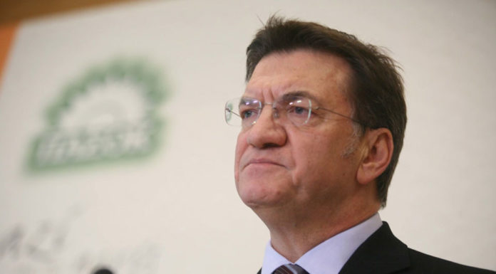 Η παράταξη αναγεννάται… Του Πέτρου Ευθυμίου