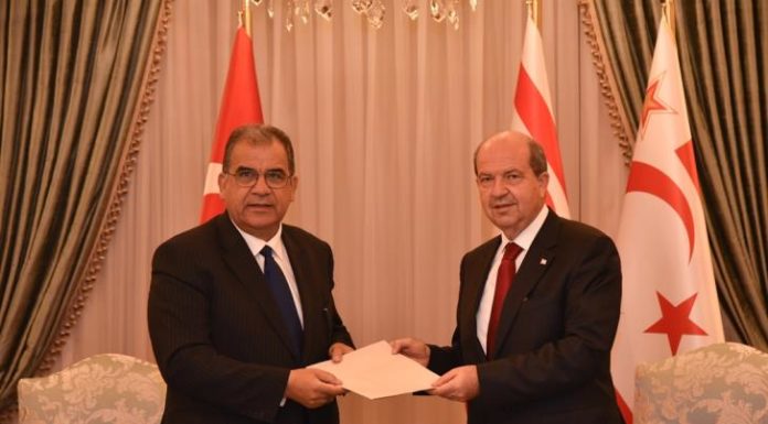 Πολιτικό χάος στα κατεχόμενα