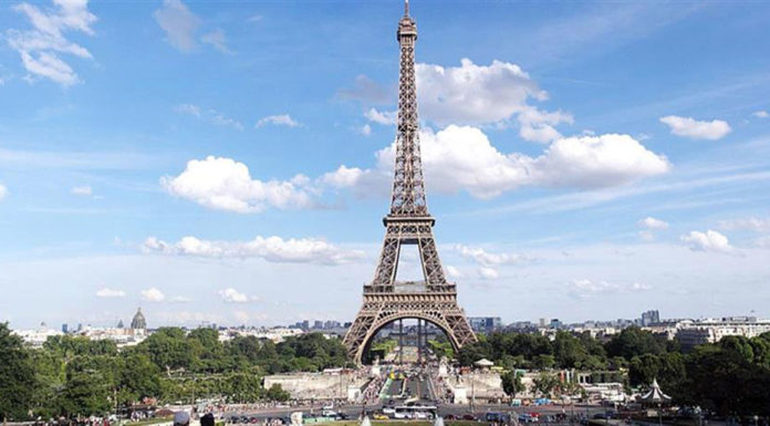 Ελιζαμπέτ Μπορν: Ποια είναι η νέα πρωθυπουργός της Γαλλίας