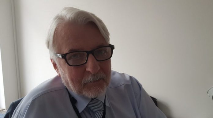 Πολωνός πρώην ΥΠΕΞ: «Αποδιοπομπαίος τράγος» η Ουγγαρία, το πραγματικό πρόβλημα είναι η Γερμανία