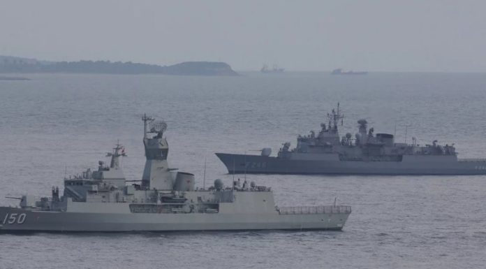 Γερμανικός Τύπος για την ένταση Ελλάδας-Τουρκίας: «Πολεμικά πλοία στο Αιγαίο δεν θα ήταν καλή διαφήμιση»