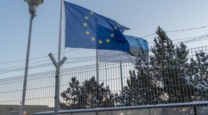 Φινλανδία και Εσθονία «αγωνίζονται» να νομιμοποιήσουν τα pushbacks