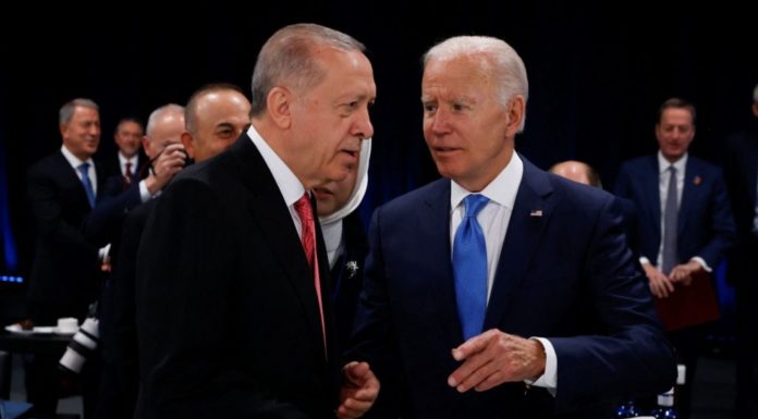 Τουρκικά ΜΜΕ: Αν ο Μπάιντεν θέλει να δώσει F-16 στην Τουρκία μπορεί