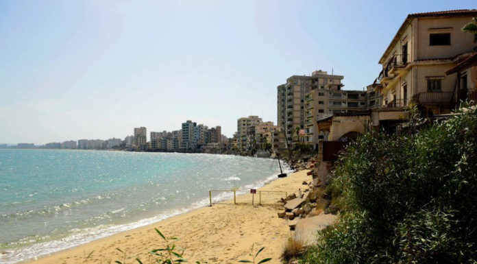 Κυπριακό: Αλλαγή πλεύσης με φόντο τα Βαρώσια – Μέτρα εμπιστοσύνης αντί κυρώσεων