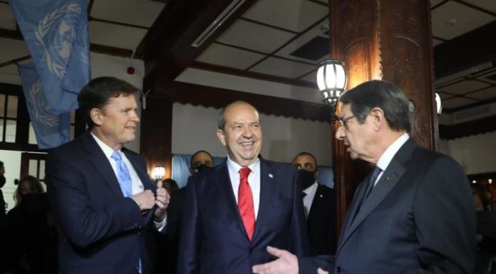 Σπρώχνει για μηχανισμό στα ενεργειακά ο Τατάρ