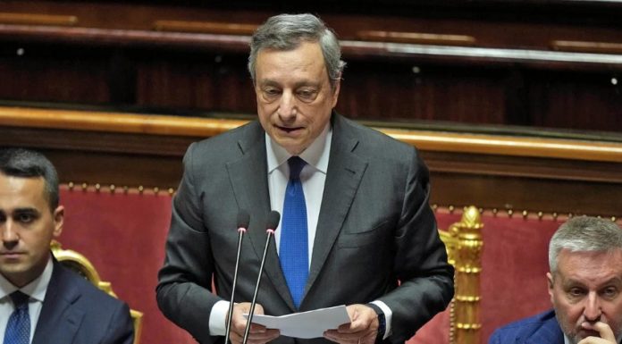 Ντράγκι στην ιταλική Γερουσία: «Η κυβερνητική συμμαχία μπορεί να ανοικοδομηθεί» – Ανακούφιση στις αγορές