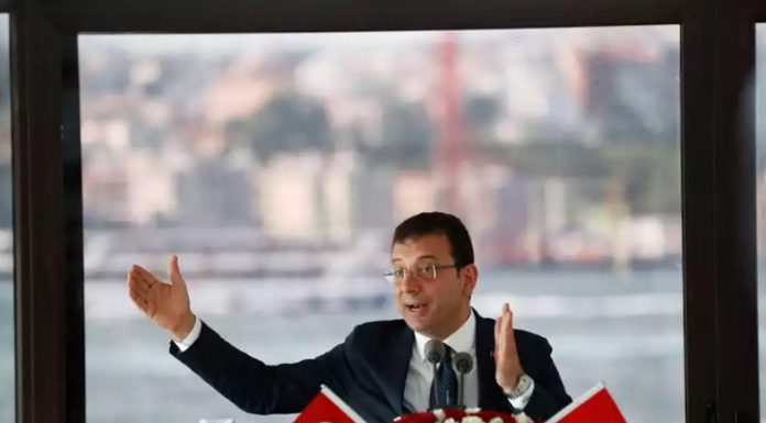Εκρέμ Ιμάμογλου: Αν κερδίσει ο Ερντογάν το 2023, θα με αποπέμψει από δήμαρχο Κωνσταντινούπολης