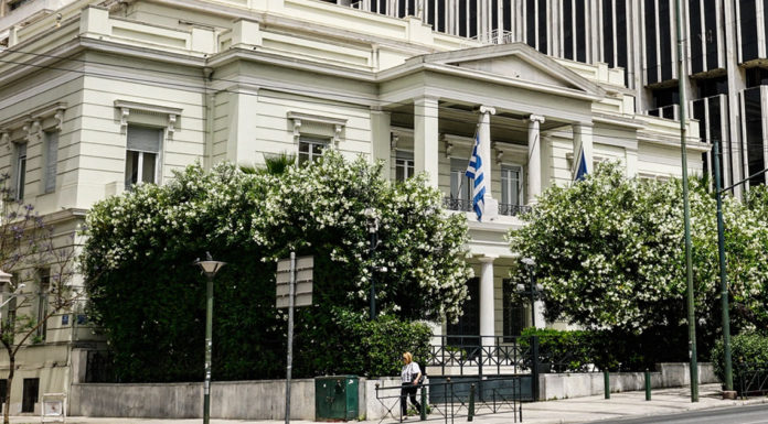 Σκληρή απάντηση του ΥΠΕΞ στην Άγκυρα: Τα ελάχιστα ελληνικά σχολεία στην Τουρκία δείχνουν τον βίαιο ξεριζωμό των Ελλήνων