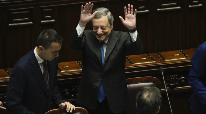 Πρόωρες κάλπες στον καιρό της κρίσης