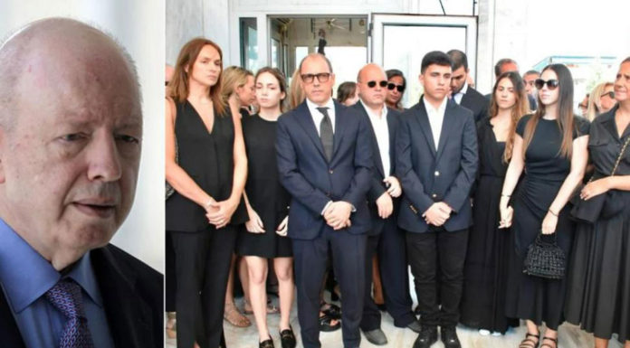 Το «τελευταίο αντίο» στον Σταύρο Ψυχάρη (Photos)