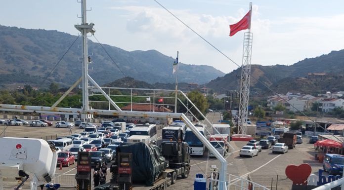 Στην … αποστρατιωτικοποιημένη Ίμβρο οι Τούρκοι ξεφορτώνουν τανκς (φωτο-ντοκουμέντο)…Του ΤΑΣΟΥ ΠΑΠΑΔΟΠΟΥΛΟΥ