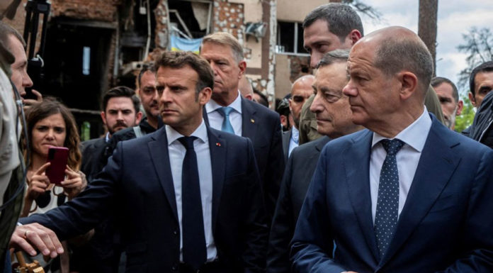 Πούτιν: Γιατί οι ηγέτες της ΕΕ θα «κάτσουν στα αυγά τους» και μετά την επιστράτευση – Η διαμάχη Γαλλίας και Γερμανίας