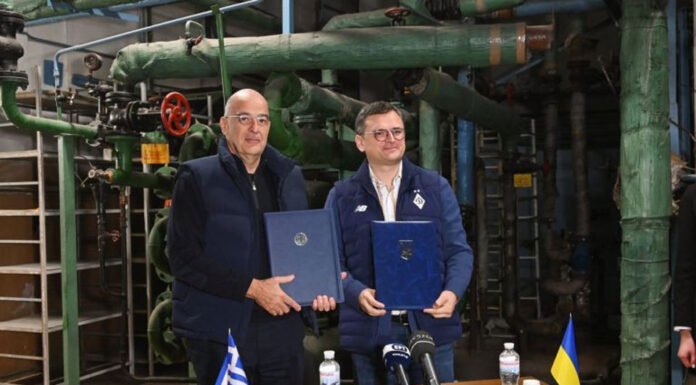 Ο Δένδιας, το καταφύγιο και τα ιρανικά drones στον… αέρα