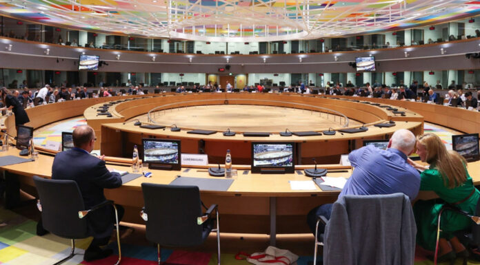 Σύνοδος Κορυφής: «Μάχη» με τους Γερμανούς για το όριο τιμών στο αέριο