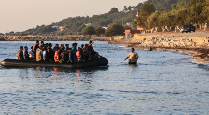 Κακουργηματική δίωξη στον Παναγιώτη Δημητρά για εγκληματική οργάνωση και διευκόλυνση μεταναστών