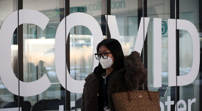 Politico: Τι απέγινε η δέσμευση της Ε.Ε. για «κοινή αντίδραση»;