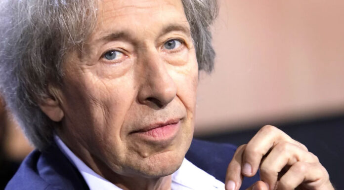 Πασκάλ Μπρυκνέρ: Πώς κατέληξε ο «λευκός» άνδρας ο αποδιοπομπαίος τράγος της εποχής μας; -Διαβάσαμε το νέο βιβλίο