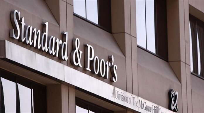 Βόμβα χρέους $300 τρισ. απειλεί την παγκόσμια οικονομία