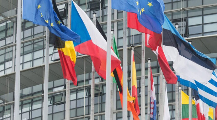 Θετικές οι προοπτικές της Ευρωζώνης… Του Χόλγκερ Σμίεντινγκ