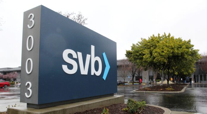 Τέμπη και Silicon Valley Bank τραυματίζουν την επενδυτική ψυχολογία!