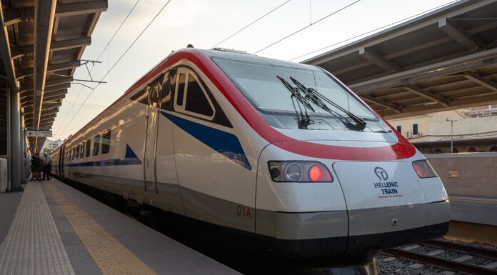 Η έκθεση Πισσαρίδη, τα Τέμπη και ο «πολιτικός κίνδυνος»