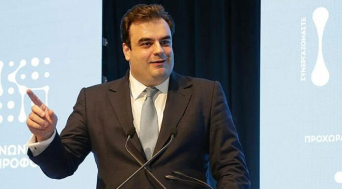 Πιερρακάκης: «Πρέπει να ξανασκεφτούμε τον εμπλουτισμό δεξιοτήτων των πολιτών»