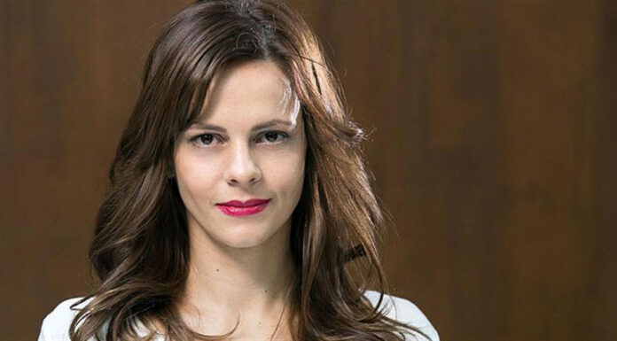 Εφη Αχτσιόγλου: Τα σχέδιά μας για τράπεζες, πλειστηριασμούς και ΤΧΣ… Της Μαρίνας Μάνη