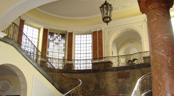 Προορισμοί για υψηλά εισοδήματα: Σε ποιες πόλεις πληρώνουν ακριβότερα την πολυτέλεια