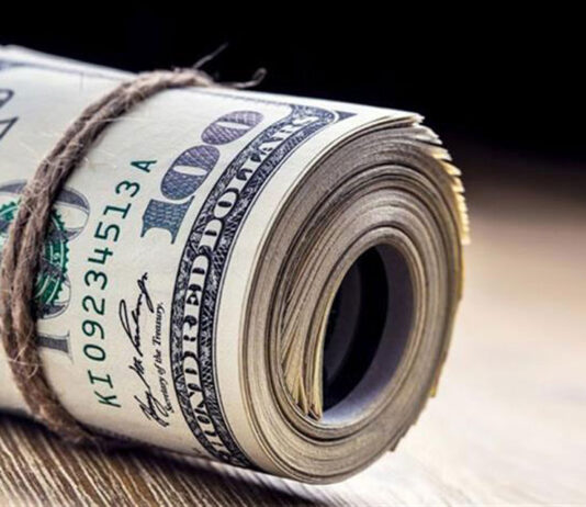 Bloomberg: Τέλος εποχής για το δολάριο;