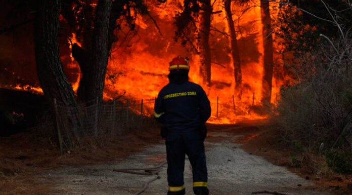 Εμπρησμός: Έγκλημα που στοιχίζει ζωές αλλά σπάνια τιμωρείται στο δικαστήριο
