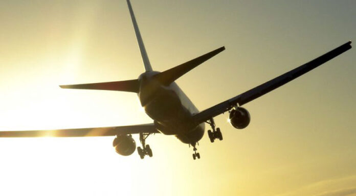 Κλιματική Κρίση: Σκέψεις για τη εφαρμογή «κόφτη» στα αεροπορικά ταξίδια… Του Αλέξανδρου Καψύλη