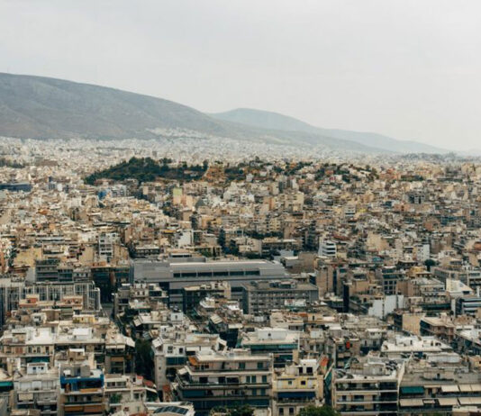 Alpha Bank: Πώς επηρεάζει η βραχυχρόνια μίσθωση την αγορά κατοικίας