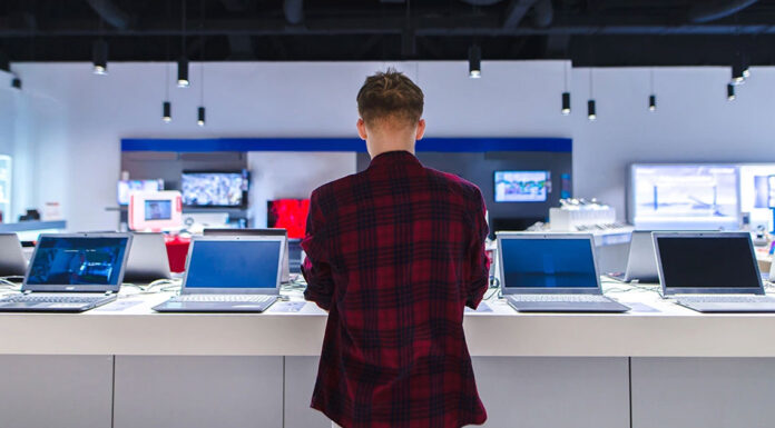 Υπολογιστές: Συνεχίζεται η επιστροφή στην κανονικότητα… Της Νατάσας Φραγκούλη