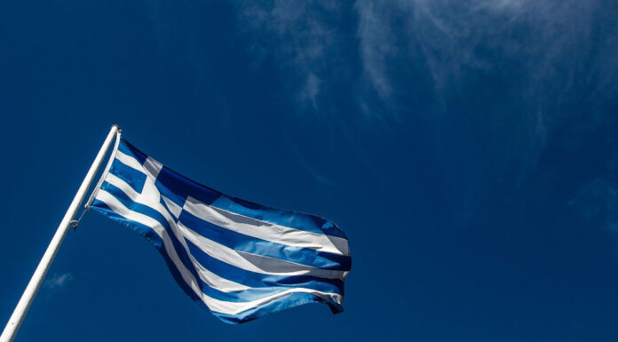 Σε αναζήτηση της καμπύλης της Μεταπολίτευσης