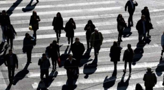 Φαινόμενα κοινωνικής αποσύνθεσης και πολιτική ακινησία… Του Χρίστου Αλεξόπουλου