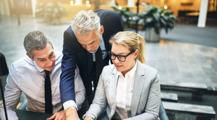 Εργασία: Για πόσο καιρό θέλουμε να δουλεύουμε;… Της Σόφης Λούκα