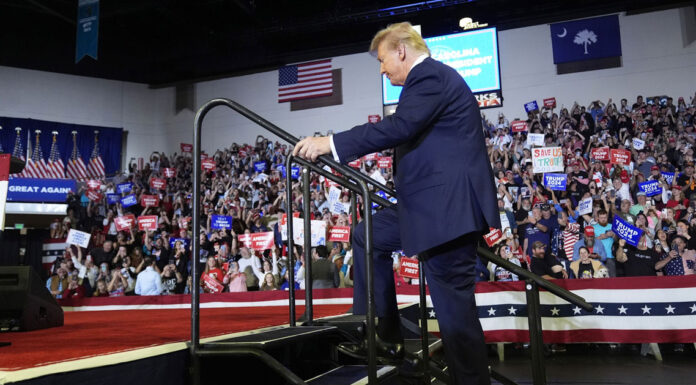 NATO: Συσπείρωση και οργή για τις δηλώσεις Τραμπ