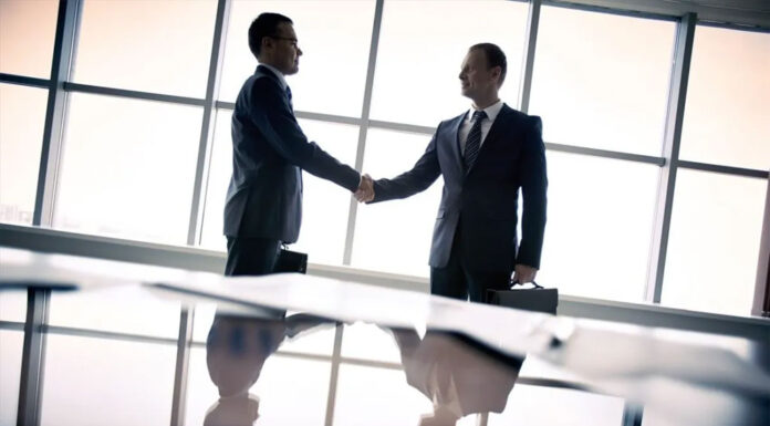 Ηγεσία και μάνατζμεντ, οι δύο δημιουργίες… Του Stephen R. Covey