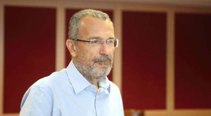 Σπονδή στην αποδομημένη μελιτζάνα… Του Παντελή Καψή