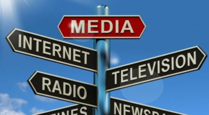 Ενημέρωση πολιτών και δημοκρατία… Του Χρίστου Αλεξόπουλου