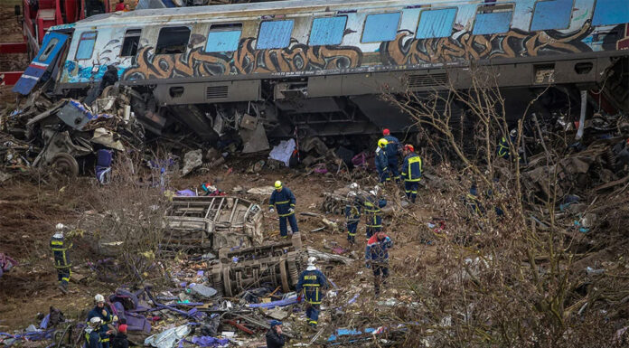 «Φταίει ο κανένας»: Η πανουργία της δημαγωγίας… Του Κώστα Κούρκουλου